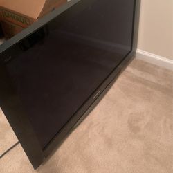 42” Panasonic TV W/mount