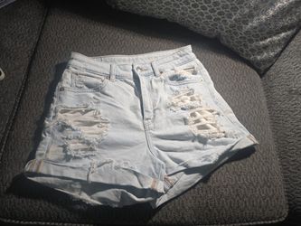 AMERICAN EAGLE