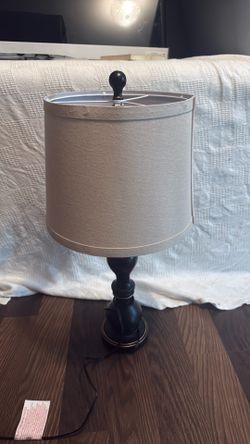 Table lamp