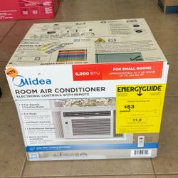 MIDEA ROOM AIR CONDITIONER ELECTRONIC CONTROL WIH REMOTE .