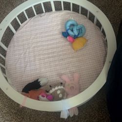 Newborn-mini Crib