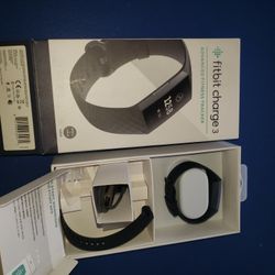 Fitbit  Charge 3 New 