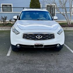2010 Infiniti FX35 104000k Miles