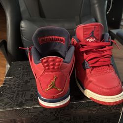 Air Jordan 4 Retro SE FIBA 2019