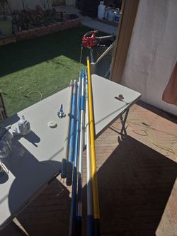 5 Extendable painting poles