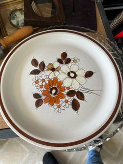 Vintage dining plate