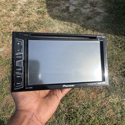 Pioneer Double Din Stereo