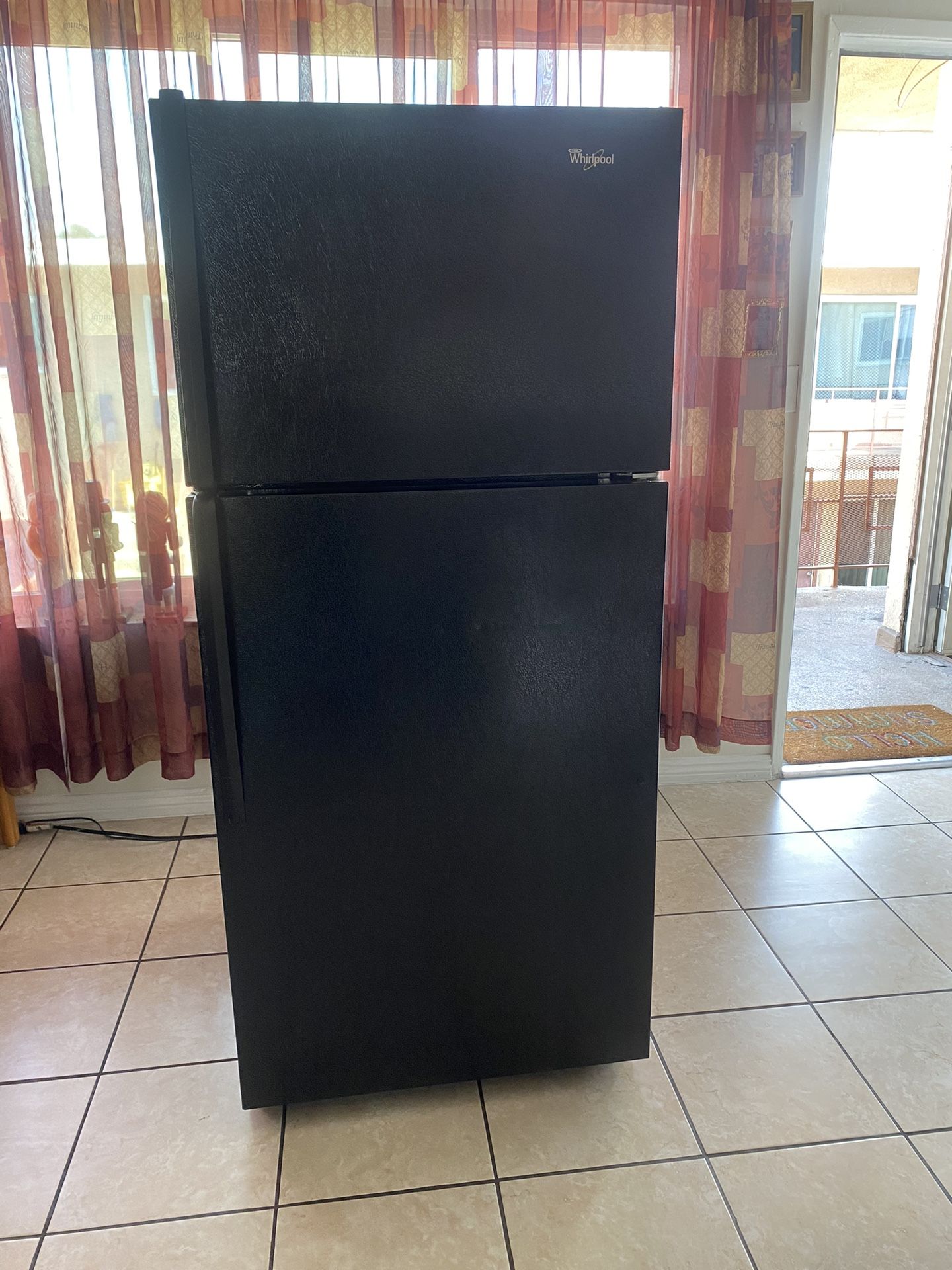 Refrigerador Whirlpool  Enfría Muy Bien     ,