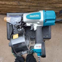 Makita an613 pneumatic nail gun 