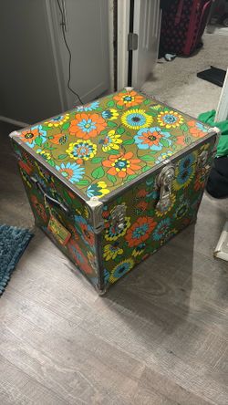 Multi-use Hippie LookingTrunk 
