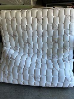 Kingsize Matress