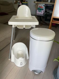 Baby Bundle: High Chair, BabyBjörn Potty & Munchkin  Diaper Pail