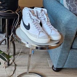 Nike Mens Blazer Mid top '77 Vintage Style 9