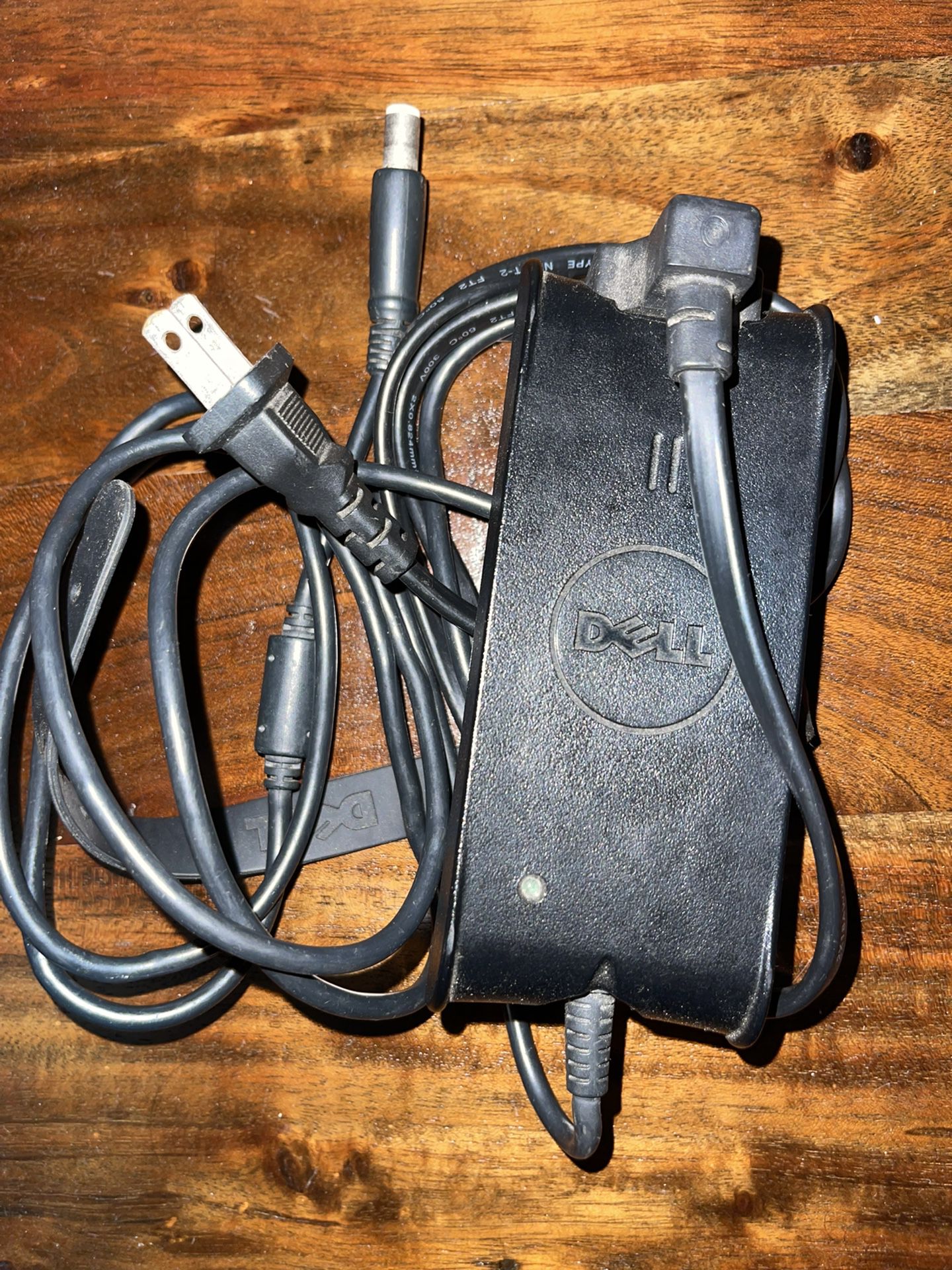 Selling Ac Adapter Dell 19.5V 3.34A 65w