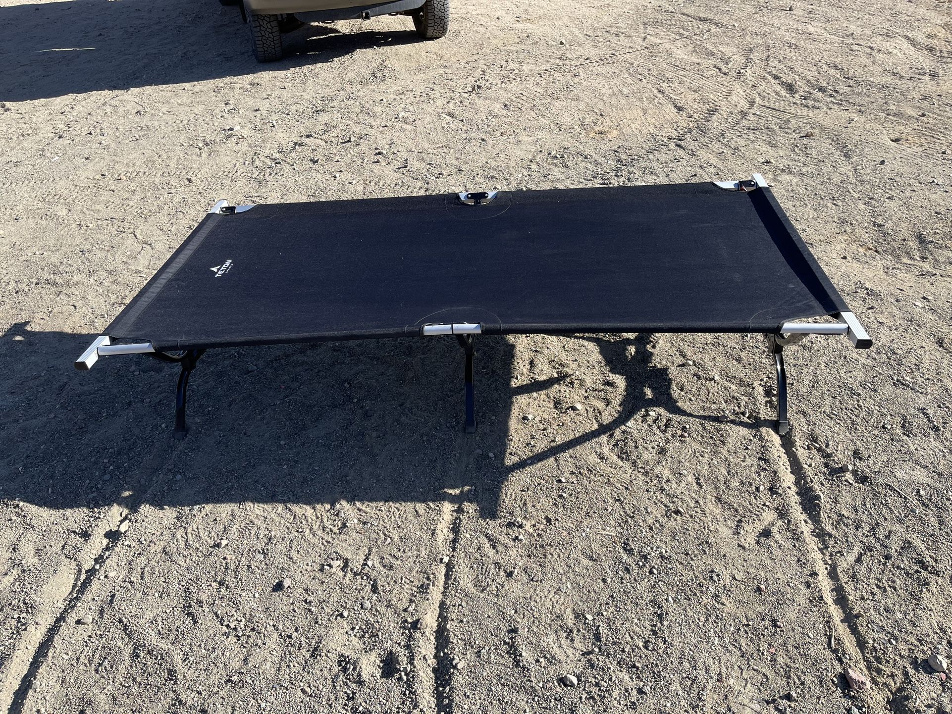 Teton Outfitter Xxl Camp Cot / Spare Bed Cot