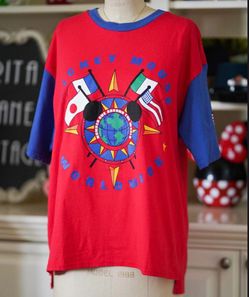 Disney Originals Colorblock Tee (90s Vintage)
