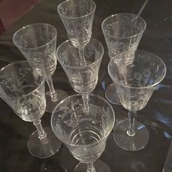 Vintage Etched Floral Wine Glasses – Set of 7