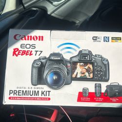 Canon Eos Rebel T7