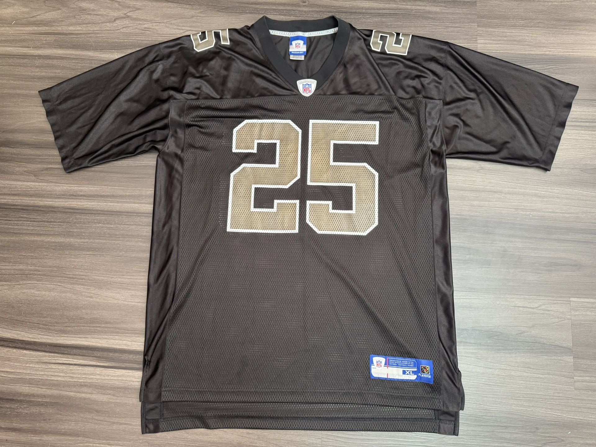 Reebok New Orleans Saints REGGIE BUSH #25 NFL Equipment Home Jersey Men’s XL 100% authentic. Lightly worn, good condition. The product is a men's X