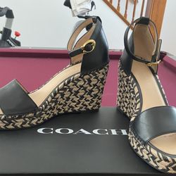 Coach Black Wedge Hills, Size 10W