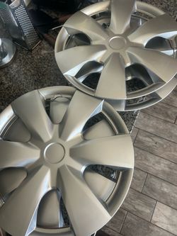 15 in hub caps grey
