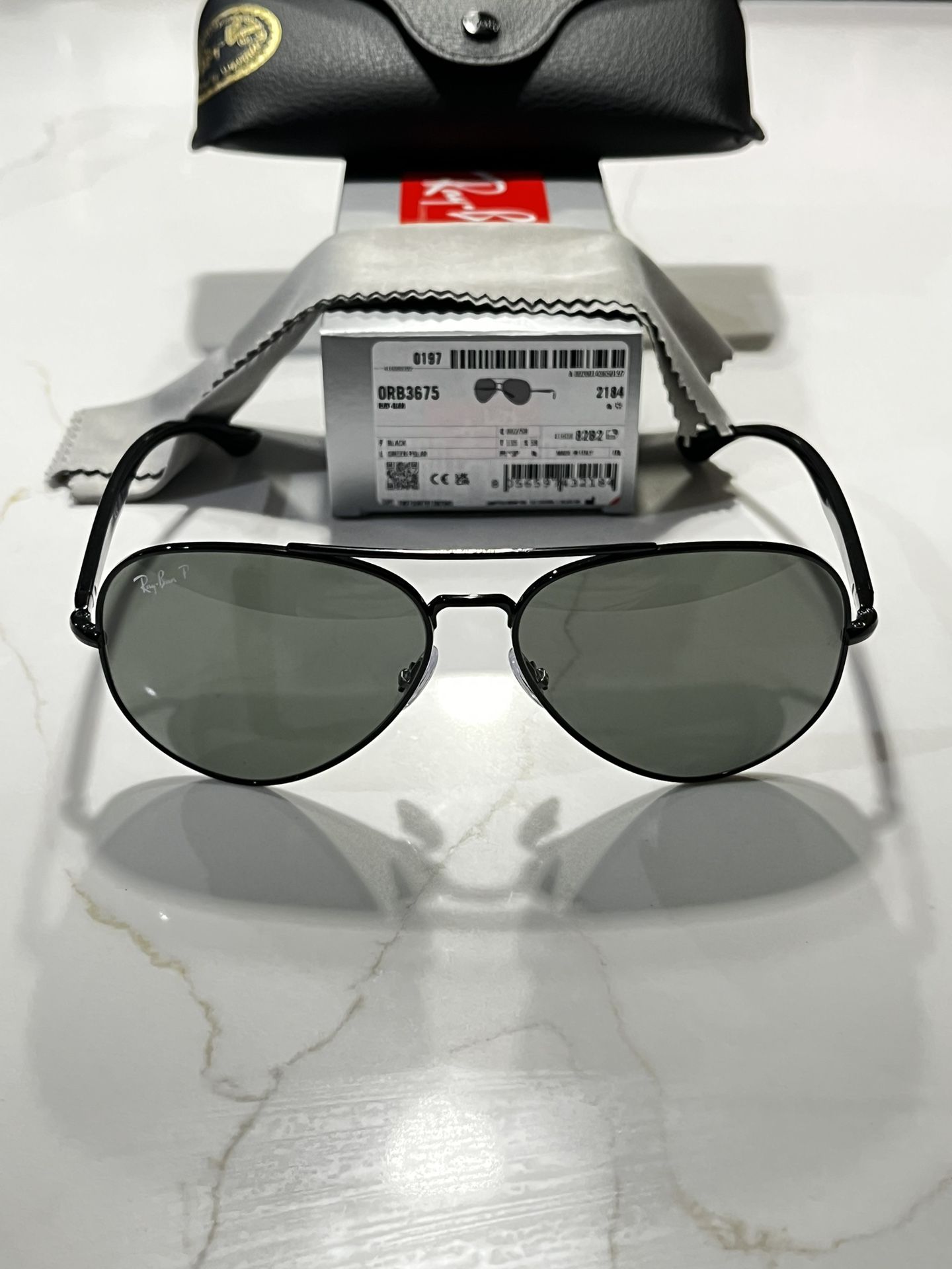 *BRAND NEW* Polarized Ray-Ban Aviators