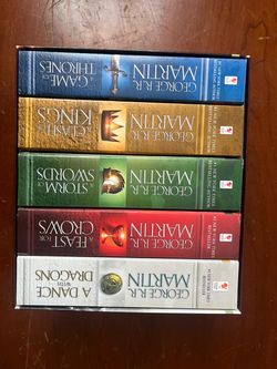 Game of Thrones 5 book paperback box set