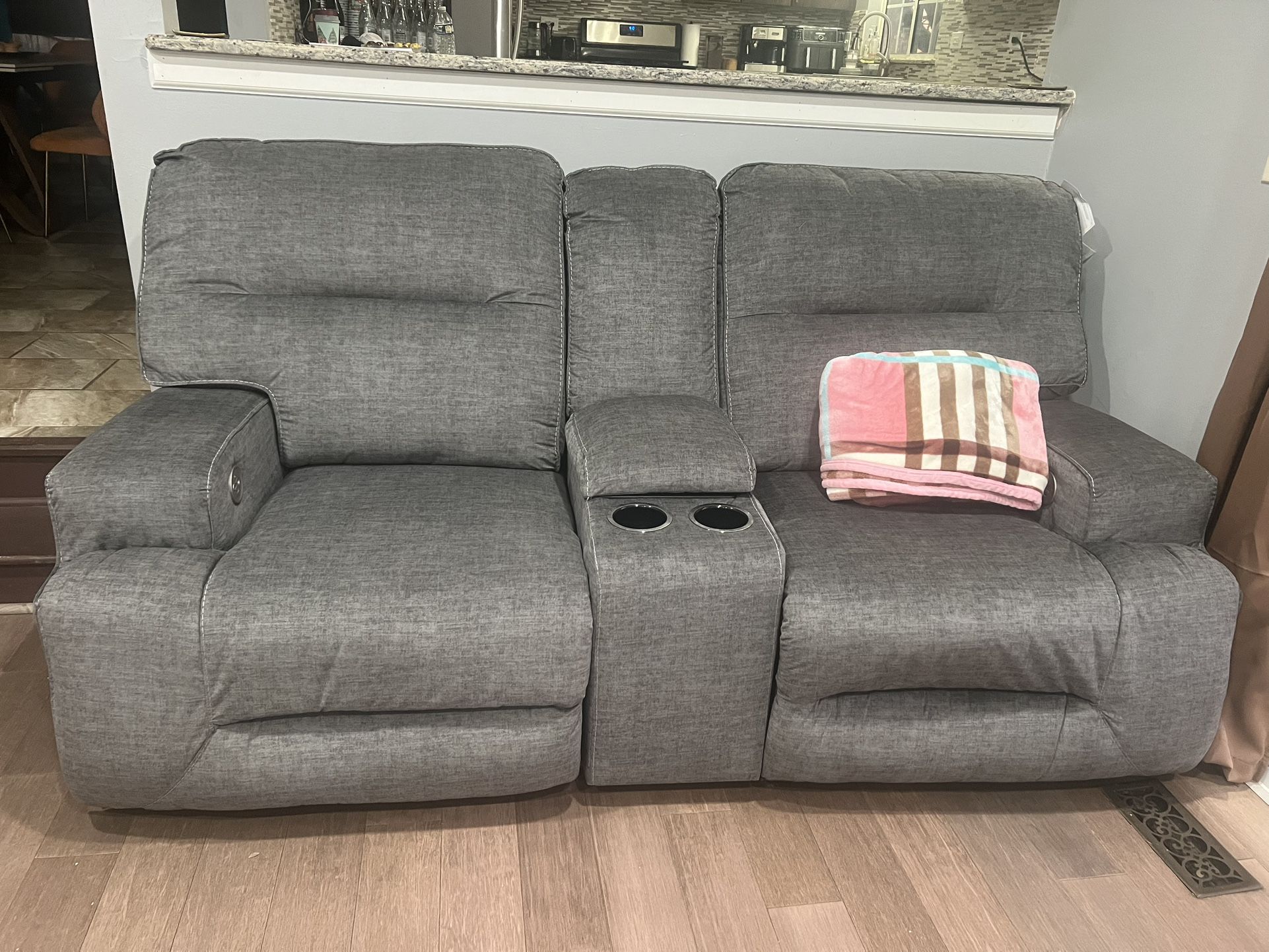 Power Recliner Loveseat 