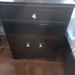 Mesa De Noche30 Dolares