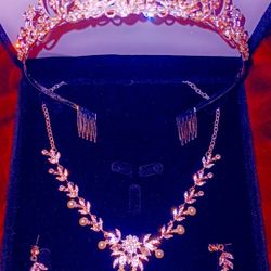 Tiara And Necklace Set 