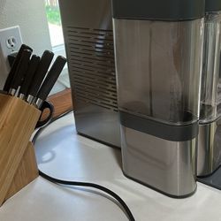 GE Profile Ice Maker