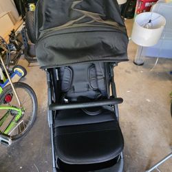 Mompush Stroller