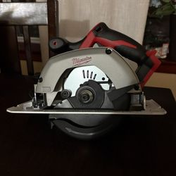 M18 18V Lithium-Ion Cordless 6-1/2 in. Circular Saw (Tool-Only)