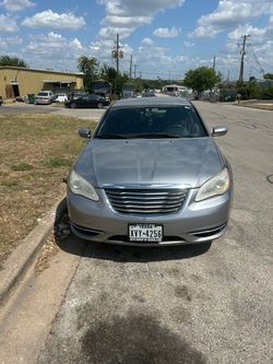 Chrysler 200 Sedan