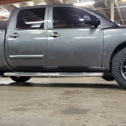 we install leveling kit for NISSAN TITAN