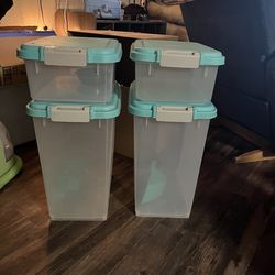 Animal food containers