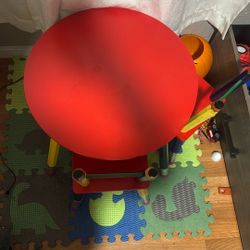 Kiddie Table 