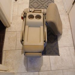 2010 Honda Odyssey 2nd Row Center Seat