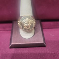 Gold Ring 