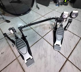 Double bass drum pedal ! New !! $80 or best offer  !!