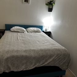 Queen Size Bed With Frame