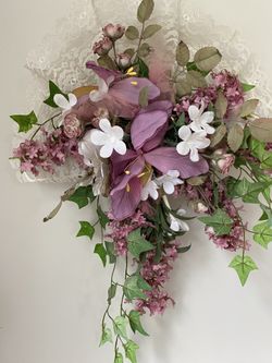 Wall Hanging Flower Arrangement 