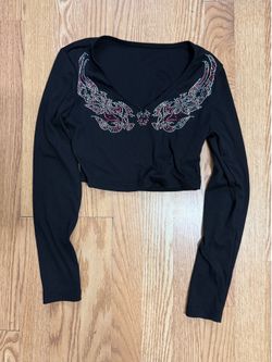women’s bedazzled crop top