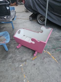 Wooden Bassinet / baby Crib 