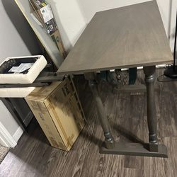 Move out special table and chairs