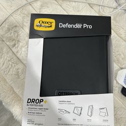 Otter Box Defender Pro For iPad (a16 & 10th Generation)