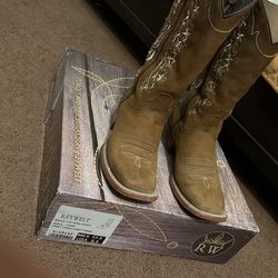 Western Cowgirl Boots 6.5