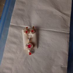 Pendant With Earrings Ruby's and Whit Stone