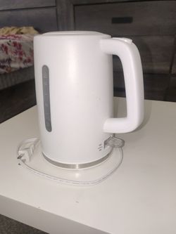 White Electric Kettle 1.7L