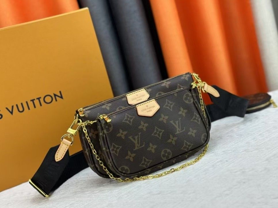 LOUIS VUITTON 3-in-1 Cross Shoulder Bag for Women, Black 24 x 13.5 x 4 cm